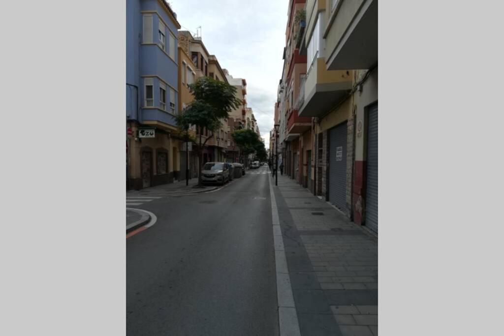 Cozy Apartment In The Heart Of Alicante! Екстер'єр фото